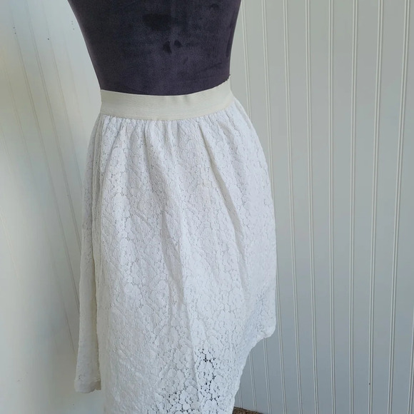 H&M Women's Lace Crochet Skirt A Line Ivory Off White Stretch Elastic Sz 4 - Picture 5 of 8